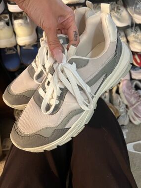 Chunky White and Gray Fashion Sneakers
